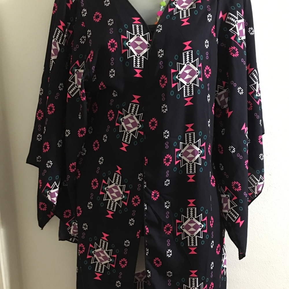 Kimono - Picture 3 of 4